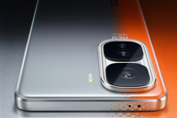 The flagship with the lowest SVM flicker index! iQOO Neo10 series screen parameters released