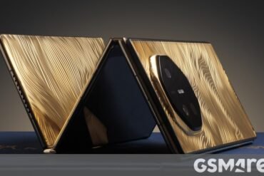 Caviar unveils Huawei Mate XT Ultimate with an 18k gold body weighing about 1 kg, costs over $100k