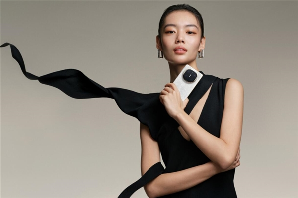 Huawei will hold a global launch conference on December 12: Mate X6 will be launched in overseas markets