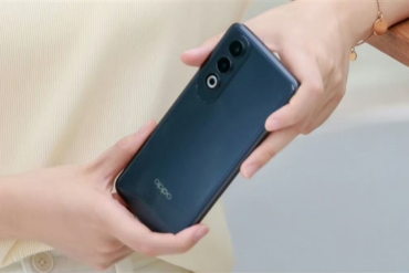 OPPO’s beautiful product manager shows off OPPO K12 Plus: 6400mAh battery life monster is here