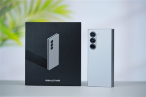 The lightest and thinnest Samsung folding screen ever! Samsung Galaxy Z Fold6 photo gallery