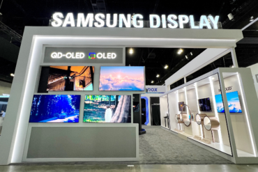 Samsung Display Gears Up to Supply Apple with Advanced Foldable And XR Displays