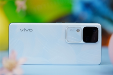 Vivo S18 Live Images Exposed a New Color Scheme Before The Launch